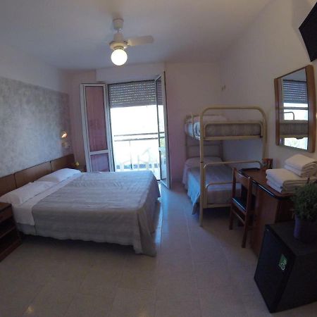 Hotel Samoa ริมินี ภายนอก รูปภาพ