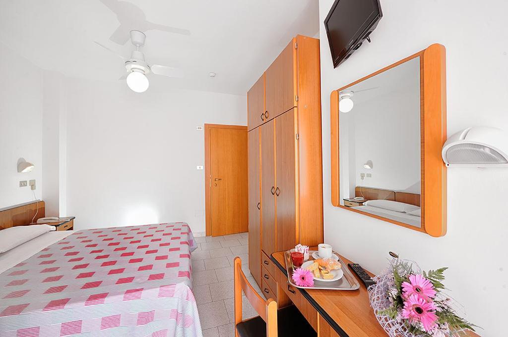 Hotel Samoa ริมินี ภายนอก รูปภาพ