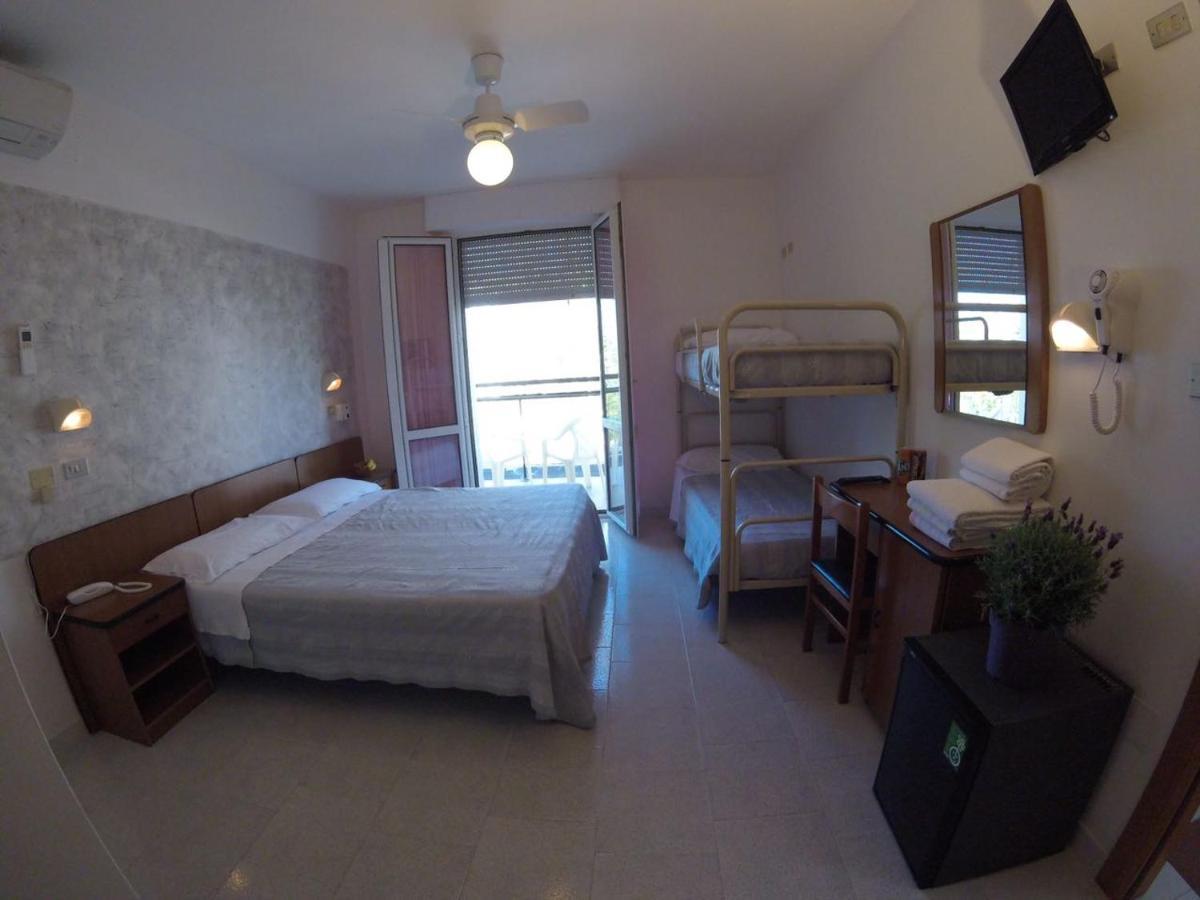 Hotel Samoa ริมินี ภายนอก รูปภาพ